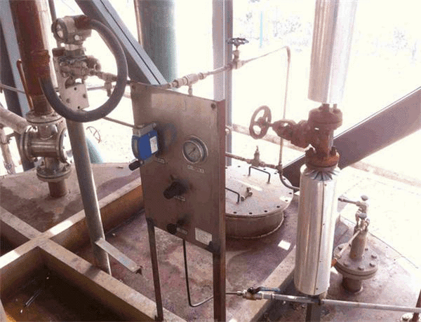 面板安裝吹氣式液位計